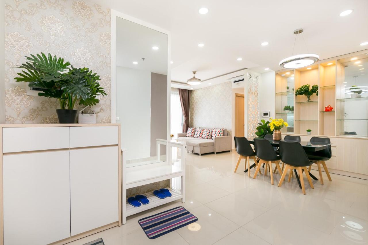 Spacious Saigon - Infinity Pool In Rivergate Bandar Ho Chi Minh Luaran gambar