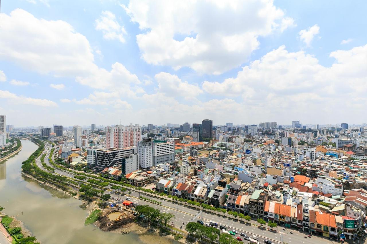 Spacious Saigon - Infinity Pool In Rivergate Bandar Ho Chi Minh Luaran gambar